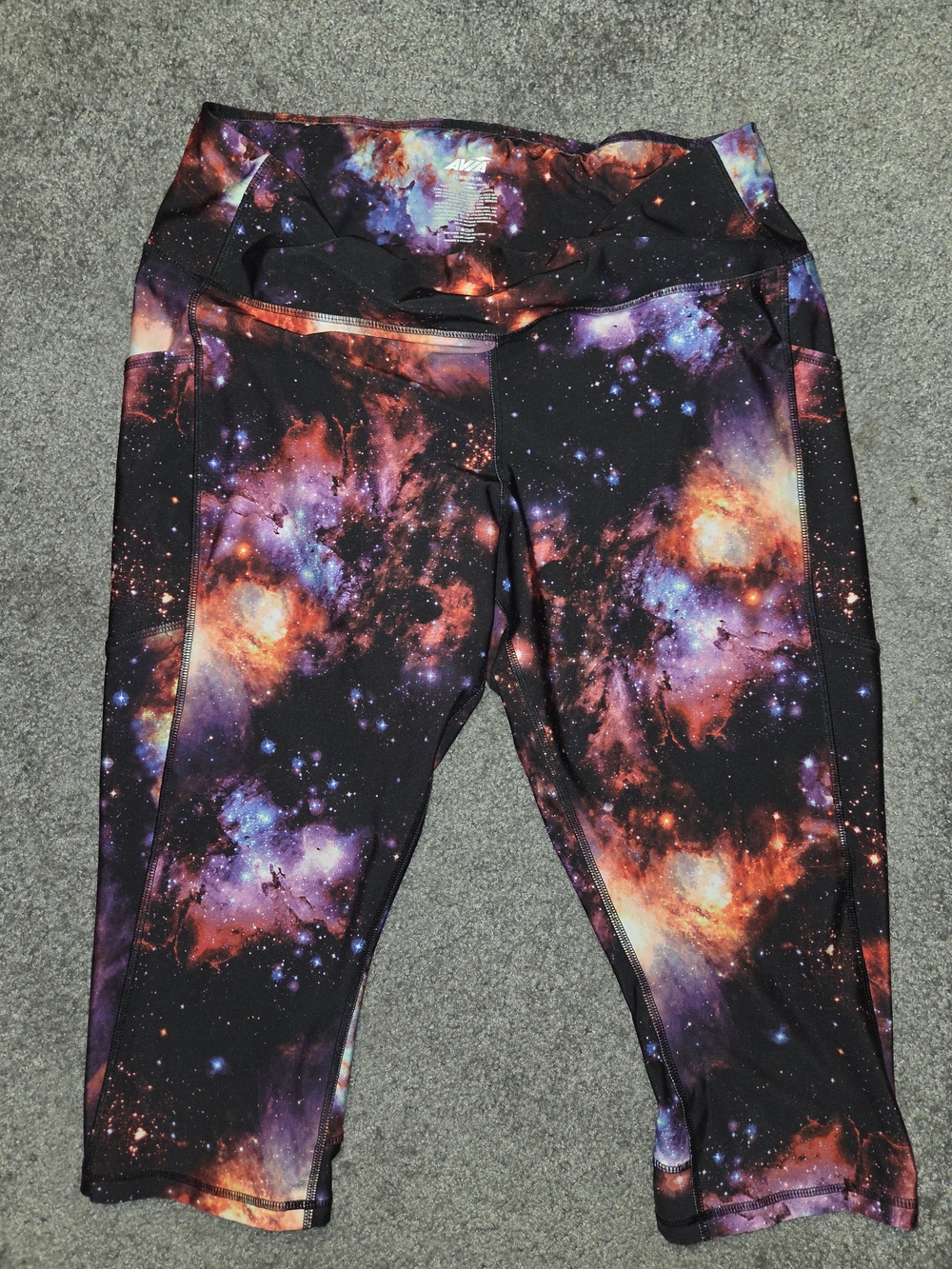 Galaxy Print Women's Athletic Capri Leggings - Black & Purple